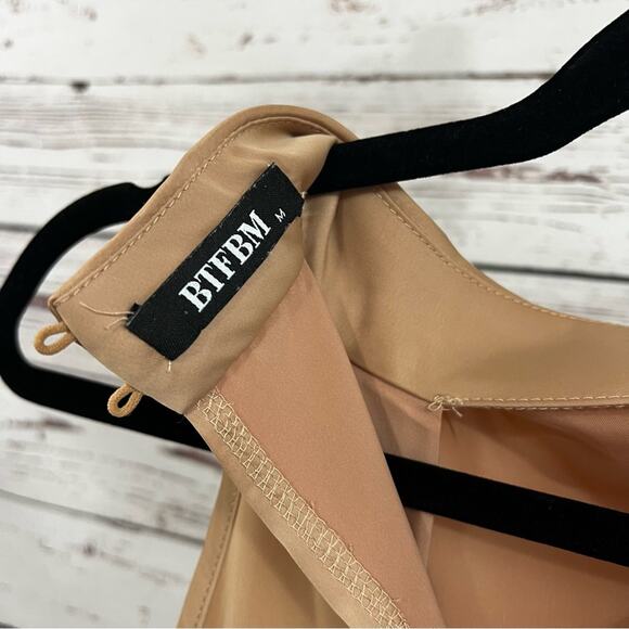 BTFBM Tan Long Sleeveless Dress Medium - Picture 6 of 10